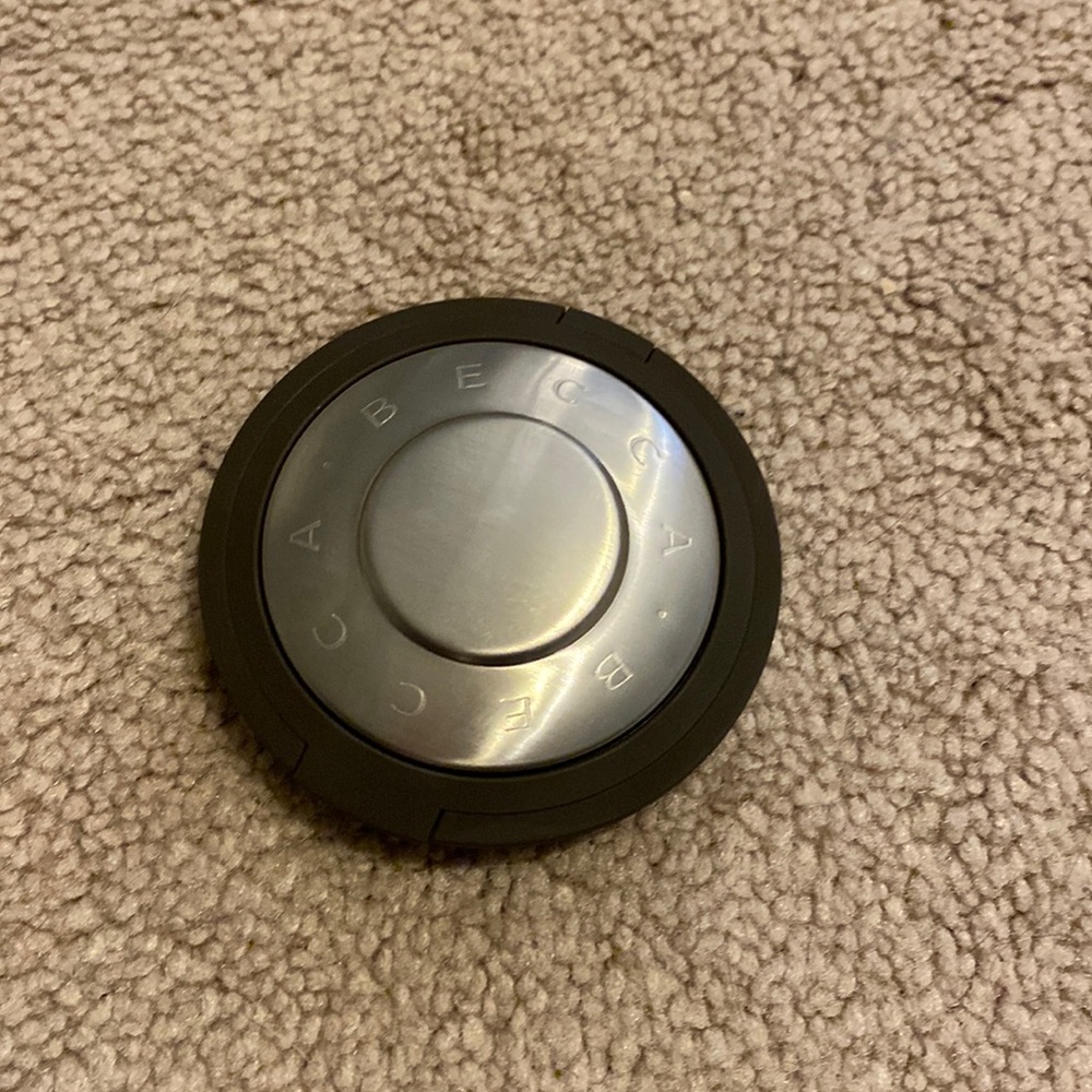 NWOT BECCA highlighter in shade “Moonstone”